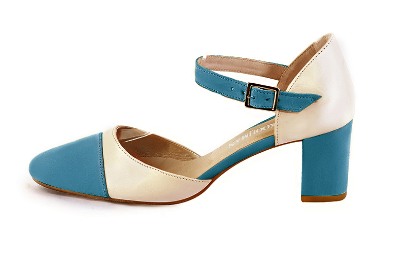 Peacock blue and champagne white women's open side shoes, with an instep strap. Round toe. Medium block heels. Profile view - Florence KOOIJMAN